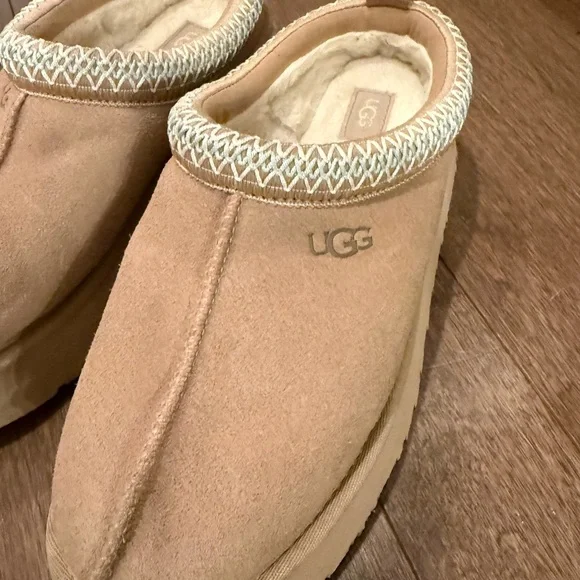 UGG TAZZ PLATFORM Sand/Blue Suede Cozy Slipper sz 9 - Picture 2 of 9